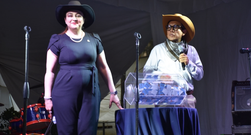 Gran Paellada encendió la fiesta con Los Yaguarú
