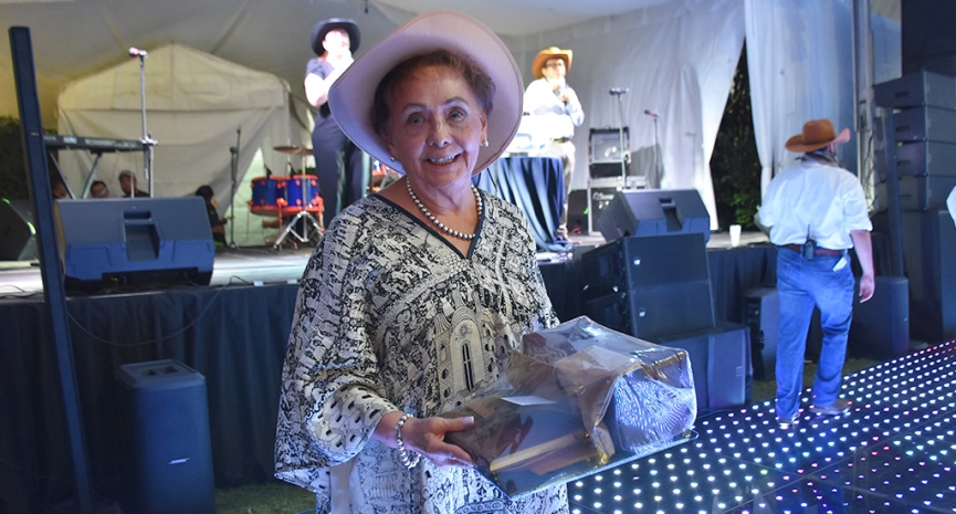 Gran Paellada encendió la fiesta con Los Yaguarú