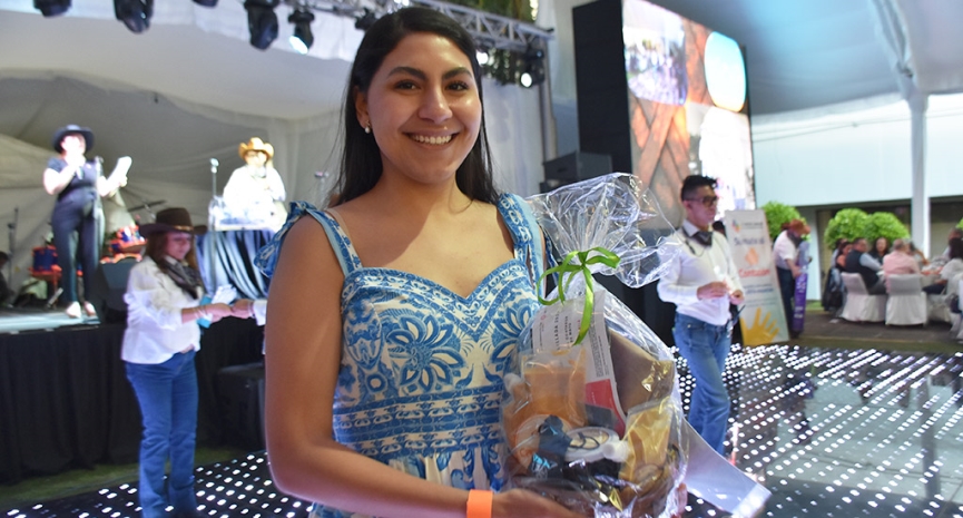 Gran Paellada encendió la fiesta con Los Yaguarú