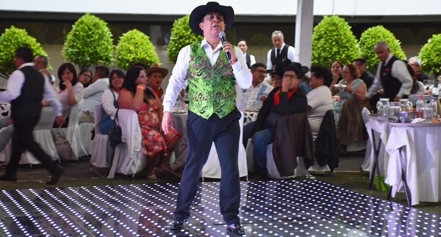 Gran Paellada encendió la fiesta con Los Yaguarú