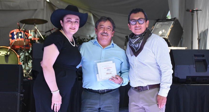 Gran Paellada encendió la fiesta con Los Yaguarú