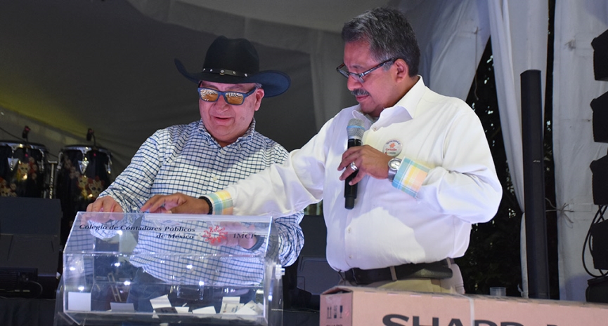 Gran Paellada encendió la fiesta con Los Yaguarú