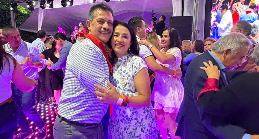 Gran Paellada encendió la fiesta con Los Yaguarú