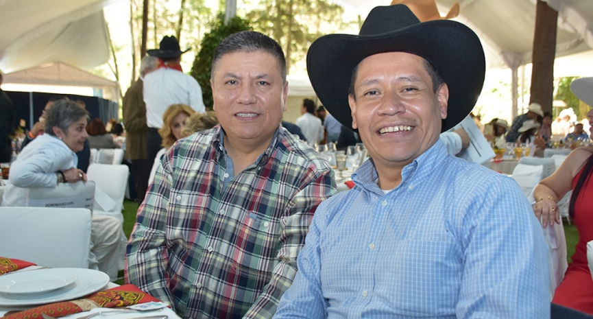 Gran Paellada encendió la fiesta con Los Yaguarú