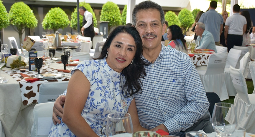Gran Paellada encendió la fiesta con Los Yaguarú