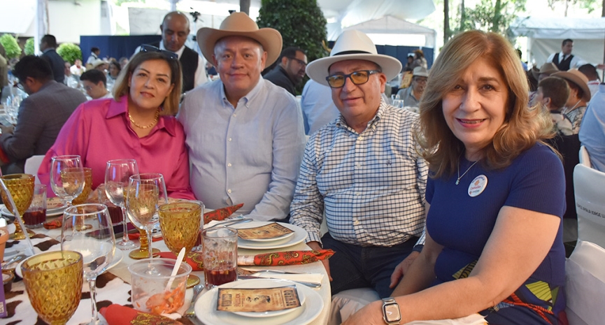 Gran Paellada encendió la fiesta con Los Yaguarú