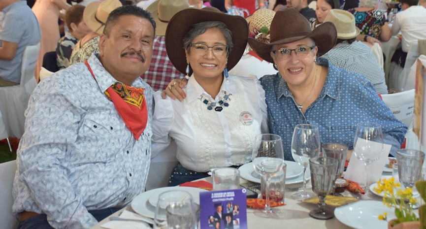 Gran Paellada encendió la fiesta con Los Yaguarú