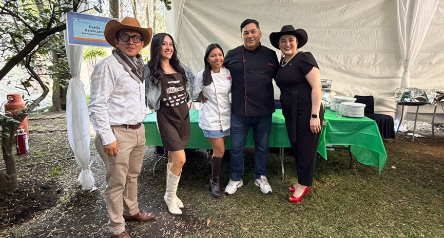 Gran Paellada encendió la fiesta con Los Yaguarú