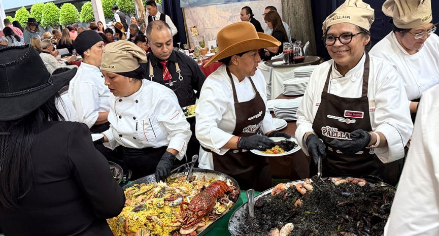 Gran Paellada encendió la fiesta con Los Yaguarú