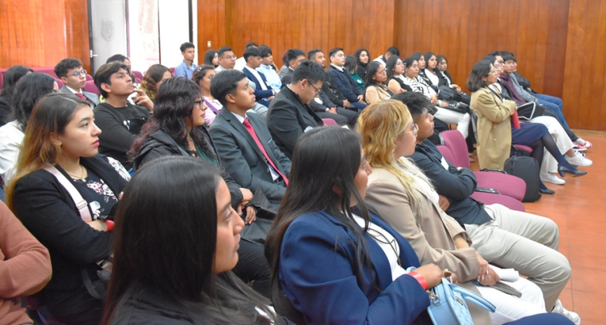 10 Congreso Universitario de Contadores Públicos