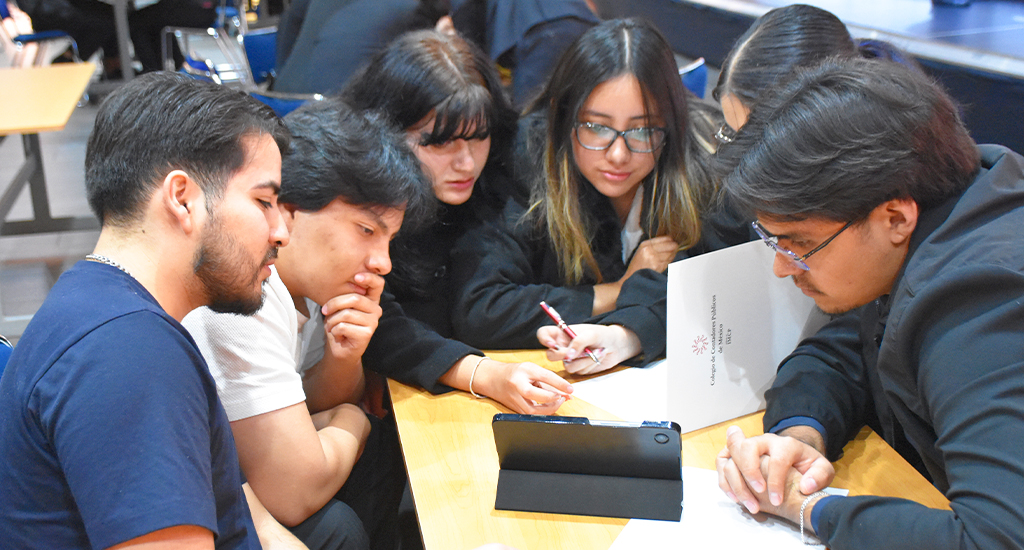 Maratón del conocimiento de Contabilidad reunió a 23 equipos universitarios