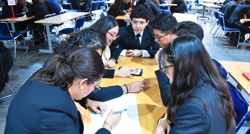 Maratón del conocimiento de Contabilidad reunió a 23 equipos universitarios