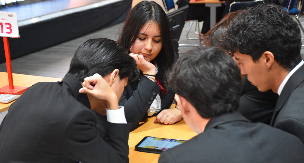 Maratón del conocimiento de Contabilidad reunió a 23 equipos universitarios