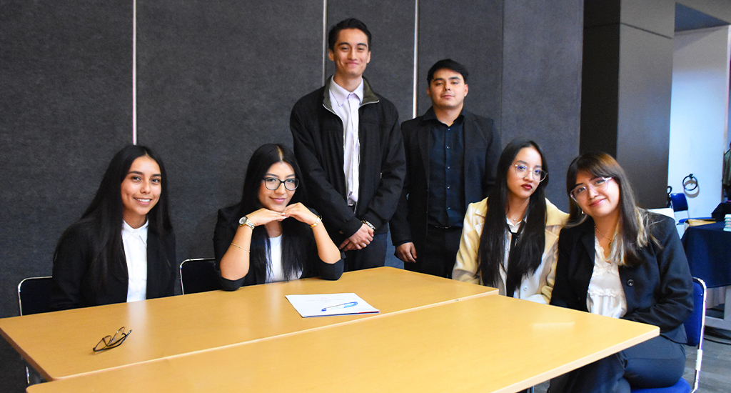 Maratón del conocimiento de Contabilidad reunió a 23 equipos universitarios