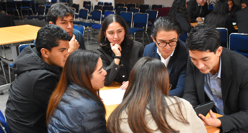 Maratón del conocimiento de Contabilidad reunió a 23 equipos universitarios