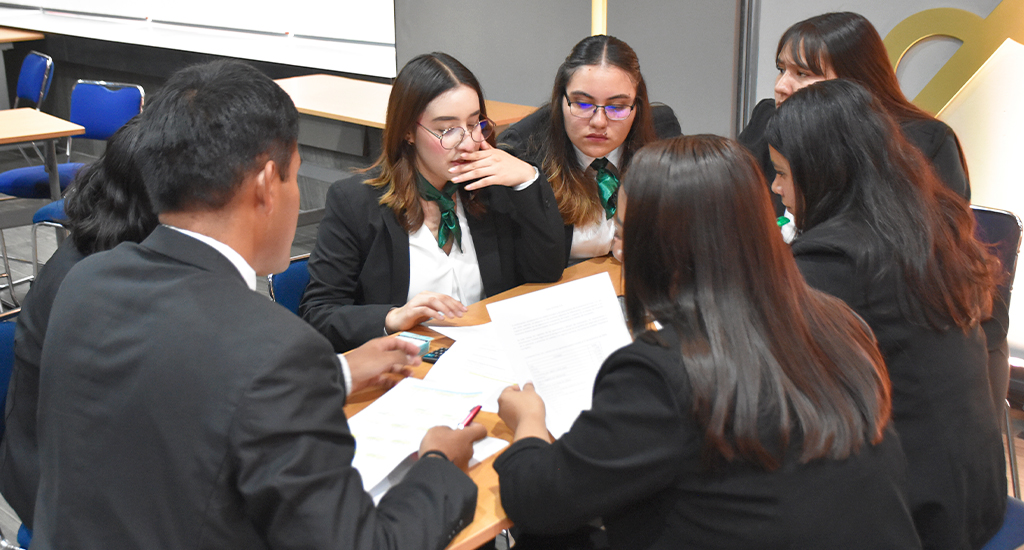 Maratón del conocimiento de Contabilidad reunió a 23 equipos universitarios