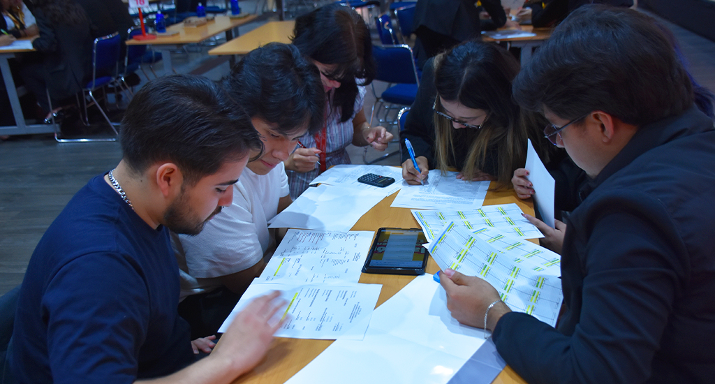 Maratón del conocimiento de Contabilidad reunió a 23 equipos universitarios