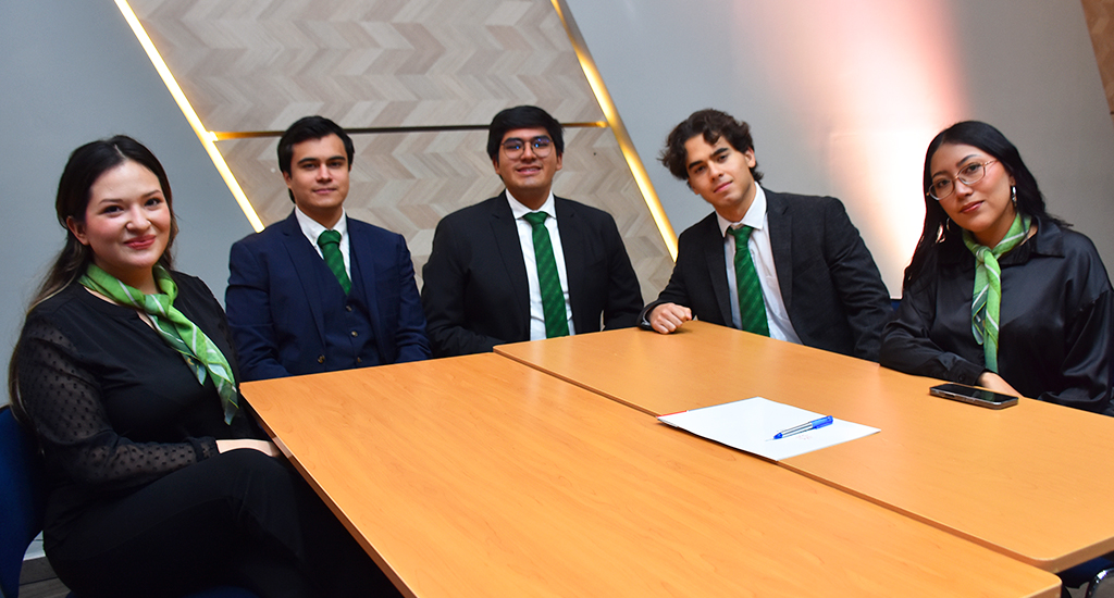 Maratón del conocimiento de Contabilidad reunió a 23 equipos universitarios