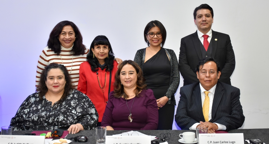 Reforzar el control y el desempeño profesional, puntos centrales del 7. ° Foro de Ética.