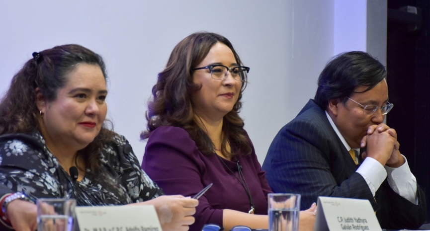 Reforzar el control y el desempeño profesional, puntos centrales del 7. ° Foro de Ética.