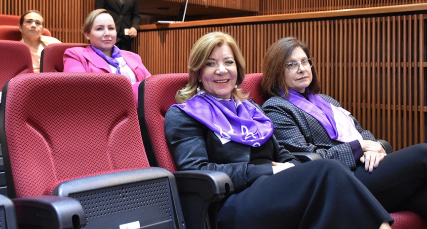 Mujeres en la Contaduría Pública