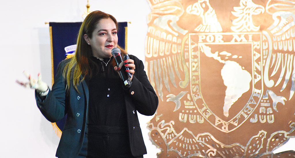 Rosalía Ortega participa en la 32.° Semana Académica Interdisciplinaria de la FCA