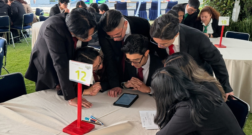 Triunfo absoluto de la UNAM FCA en el Maratón de Finanzas 2026