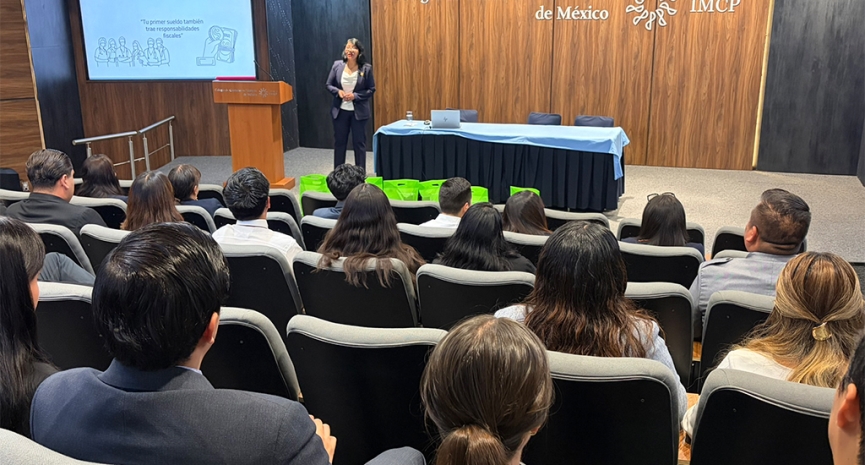 UNAM conquista el Maratón del Conocimiento Fiscal con el primer y segundo lugar